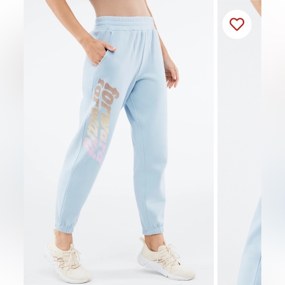 Fabletics graphic jogger sweatpants - Picture 3 of 11
